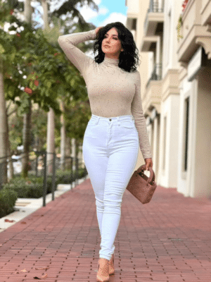 Laura Cream Long Sleeve